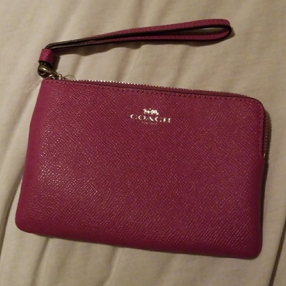 Coach wristlet purple silver   Not For Sale!
