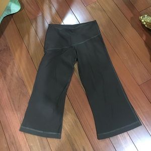 Lululemon Flared Capri Pants