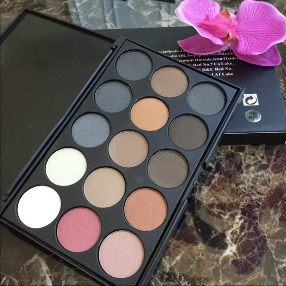 💕❤️new 2x eyeshadow palette 💕❤️ - Picture 2 of 3