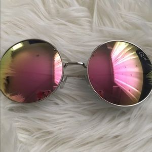 Quay Dynasty Sunglasses