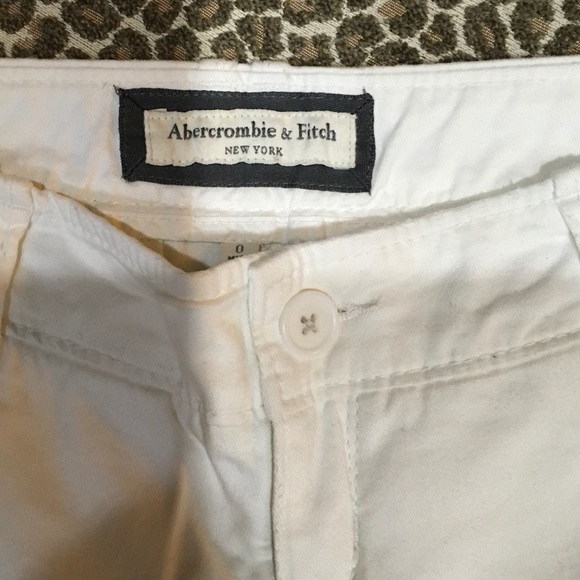 Shorts - Picture 2 of 4