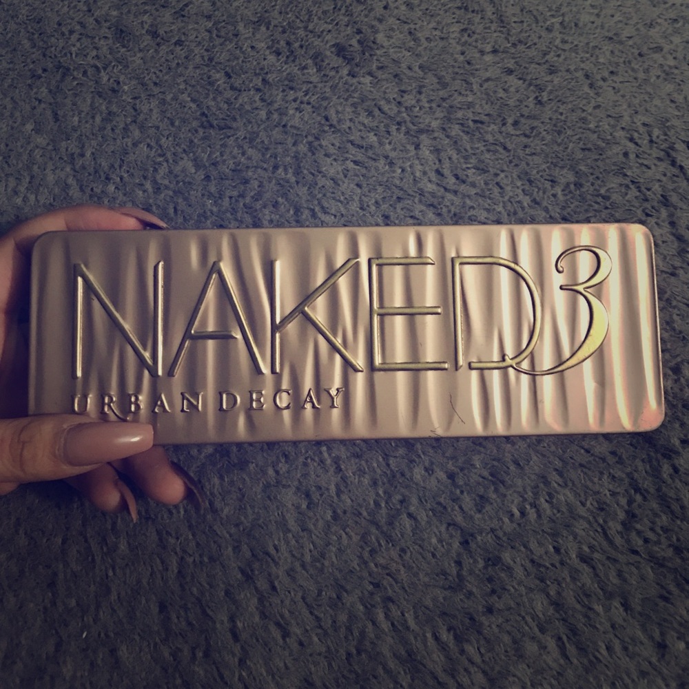 Naked 3 urban decay palette