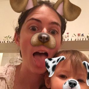 Meet your Posher, Caitlin