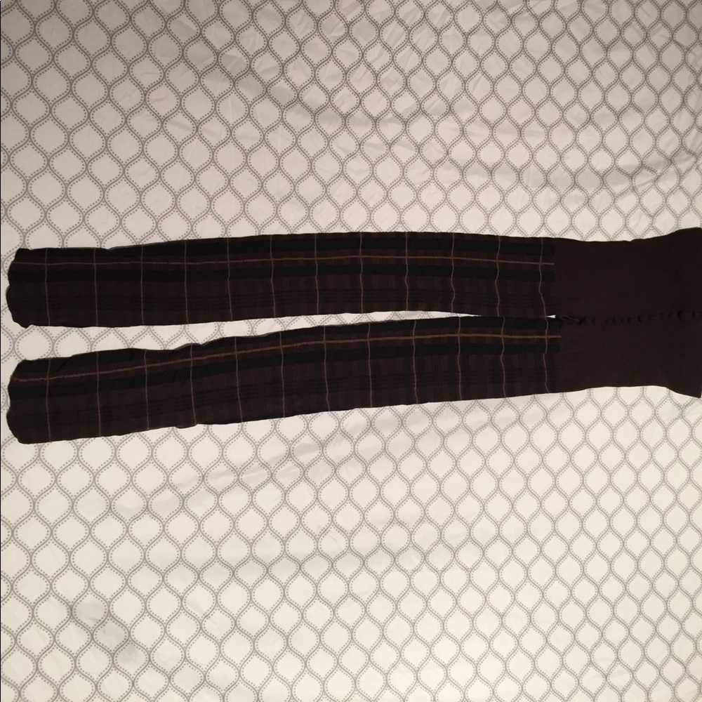Plaid patterned tights