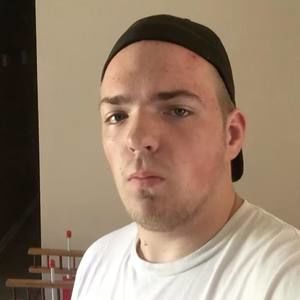 Meet your Posher, Justin