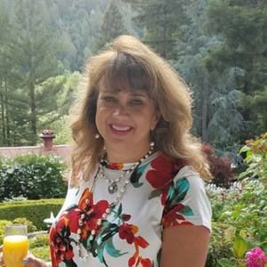 Meet your Posher, Deborah