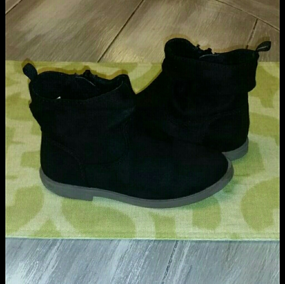Toddler girls black suede booties