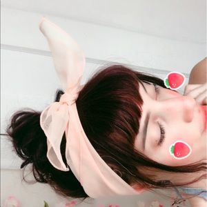 Meet your Posher, Leigh