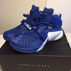 Nike Lebron James Soldier IX 9 TB Men Size 17.5