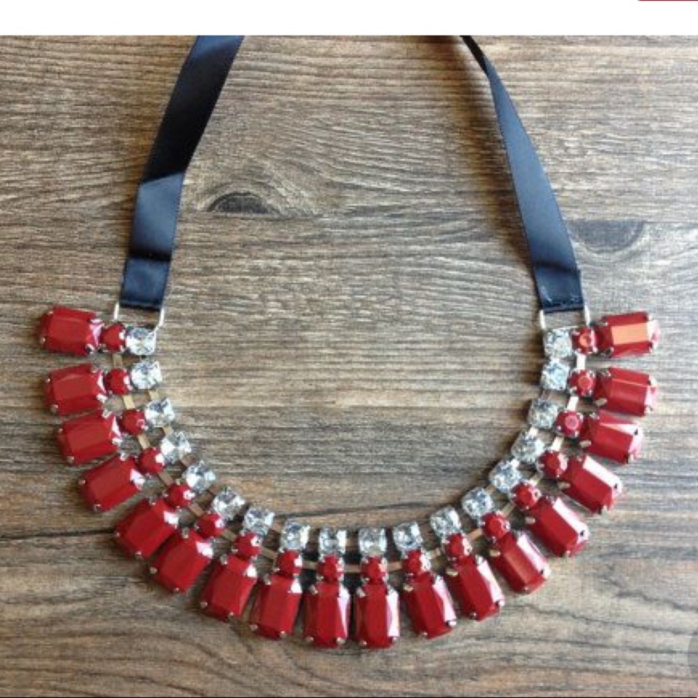 EllandEmm classic design necklace
