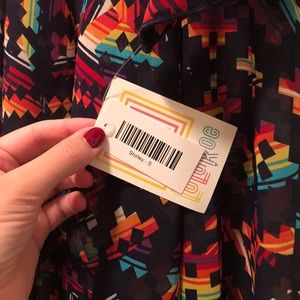 NWT beautiful LuLaRoe Shirley