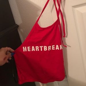 F21 Halter crop heattbreaker