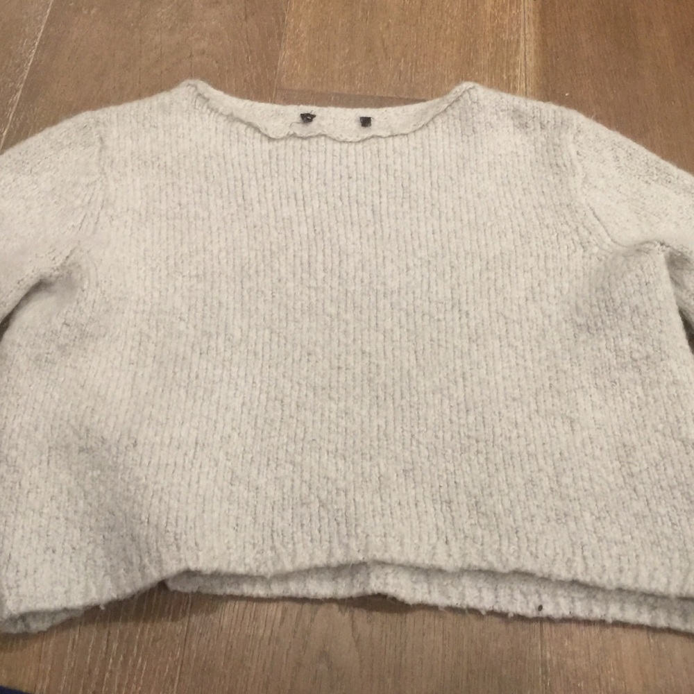 Brandy Melville Sweater