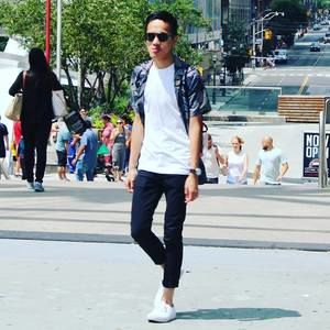 Meet your Posher, Jonathan