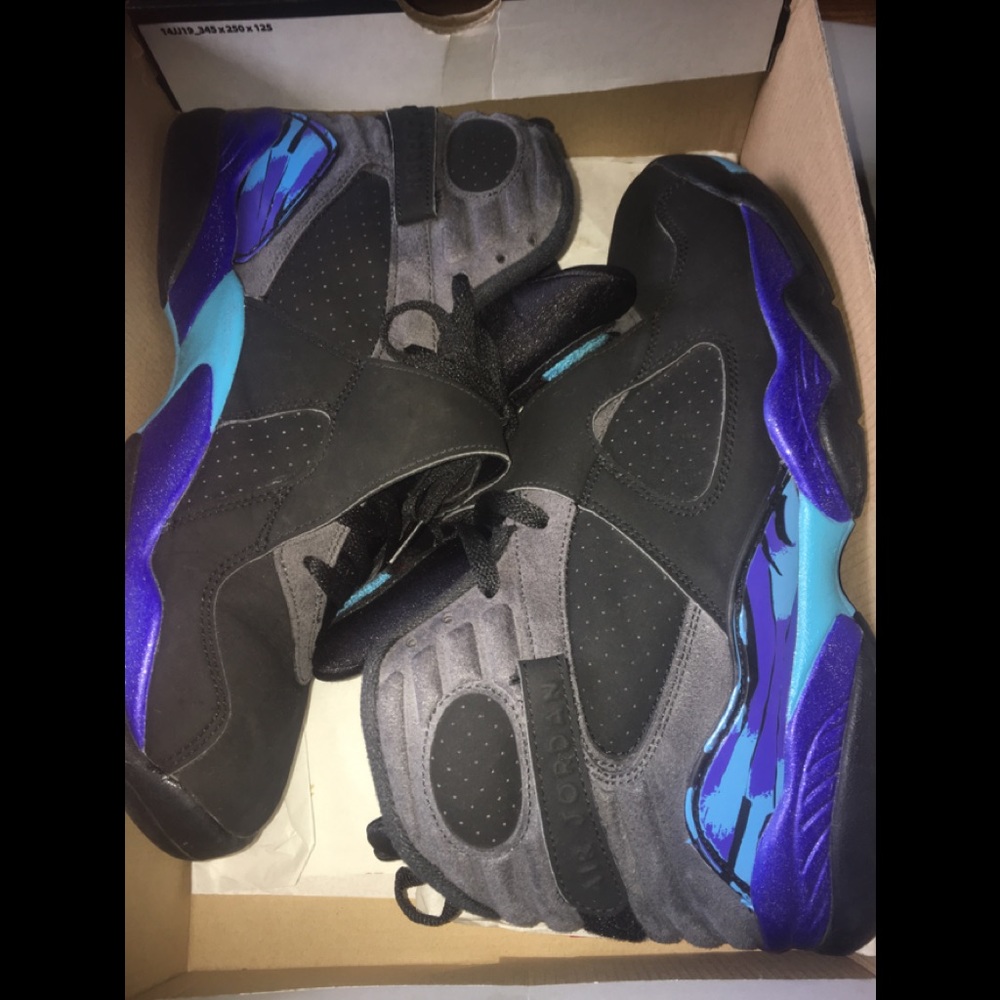 Aqua 8's