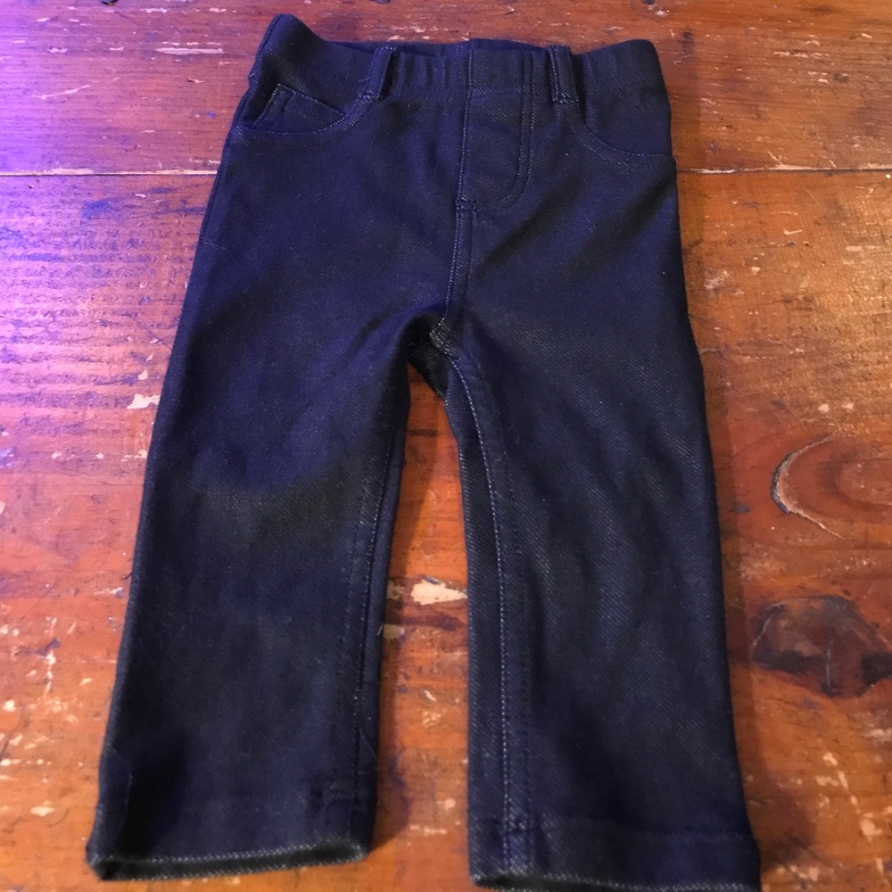 First Impressions Leggings size 3-6 months