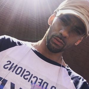 Meet your Posher, Ray