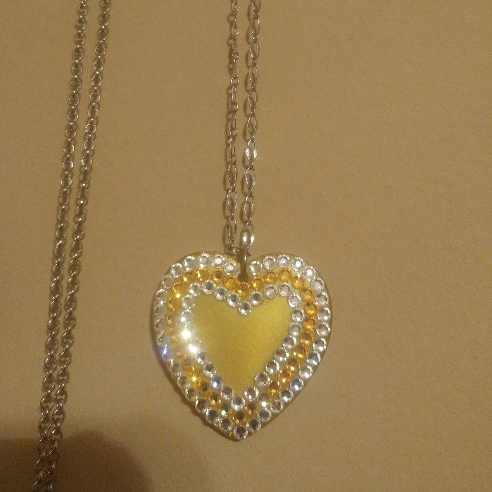 Tarina Tarantino yellow electric heart
