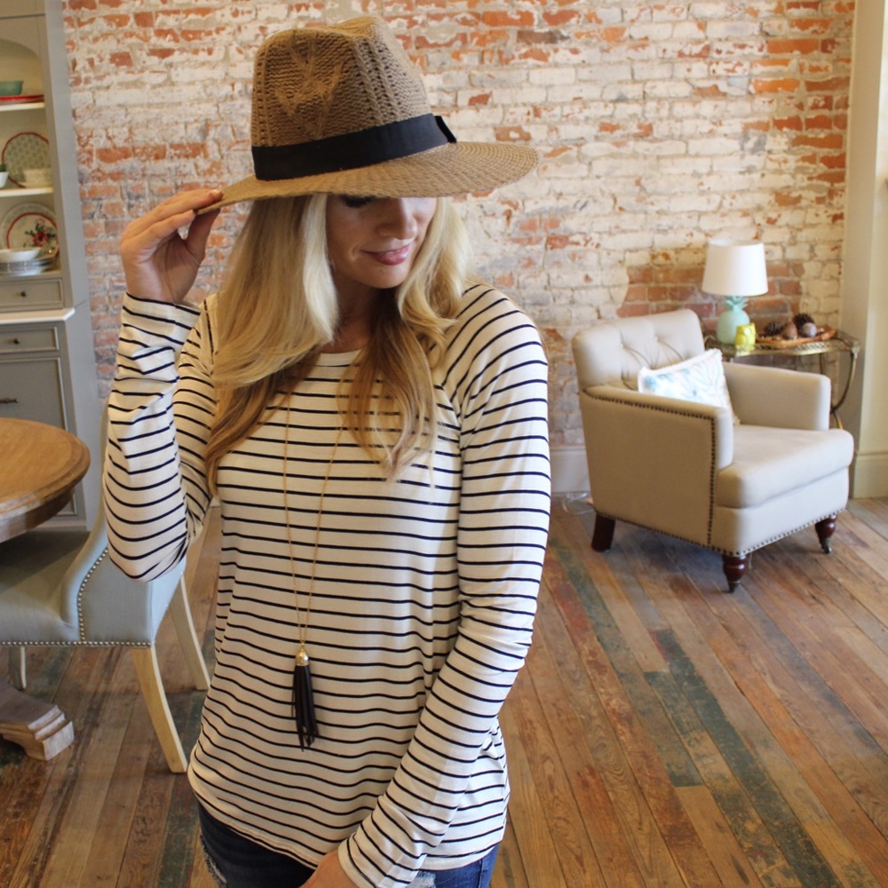 Mocha Wool Hat with black bow band - Picture 4 of 6