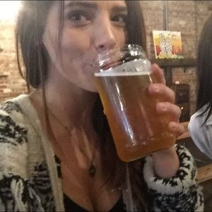 Meet your Posher, Jene