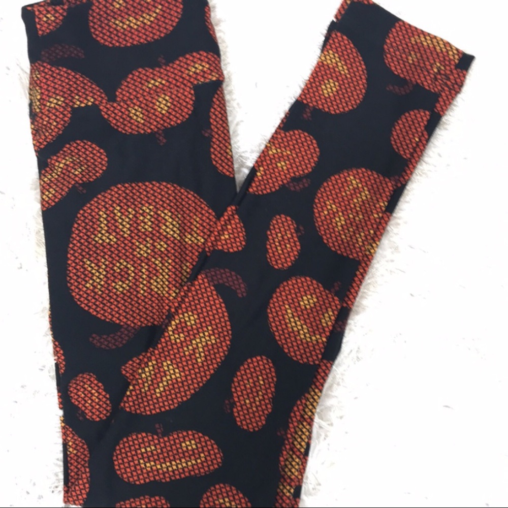 🎃🎃LULAROE KIDS LEGGINGS S/M🎃🎃