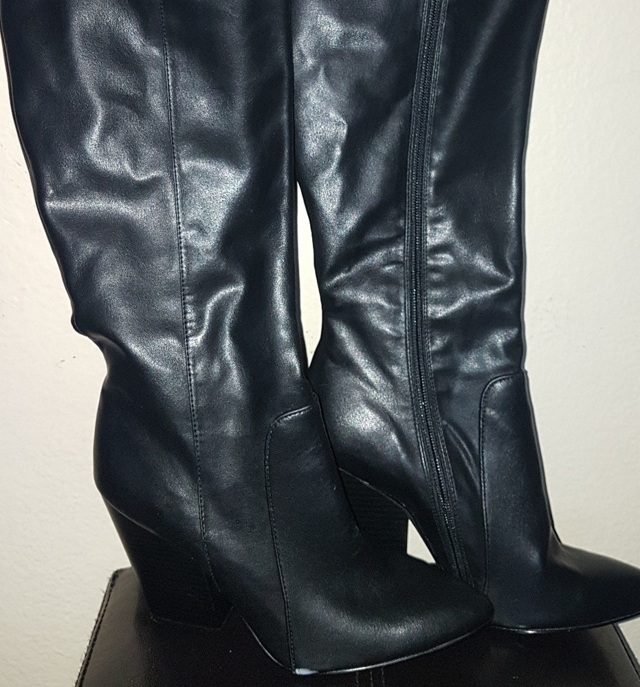 Shoes - Picture 4 of 4