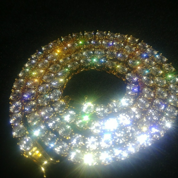 Simulated Diamond Chain (Highest Quality) - Picture 1 of 5