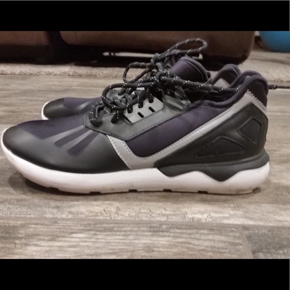 Adidas Tubular