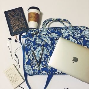 Vera Bradley Blue Lagoon Laptop Bag 17"