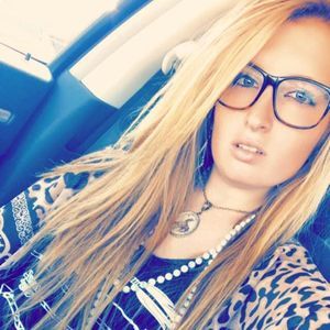 Meet your Posher, Molly