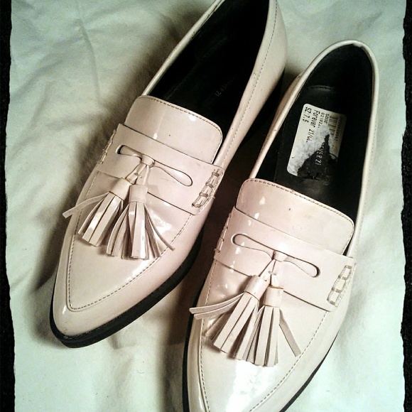 Forever 21 Shoes - Winter White Patent~Platform Tassel Loafers~NWOTs