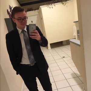 Meet your Posher, Tyler