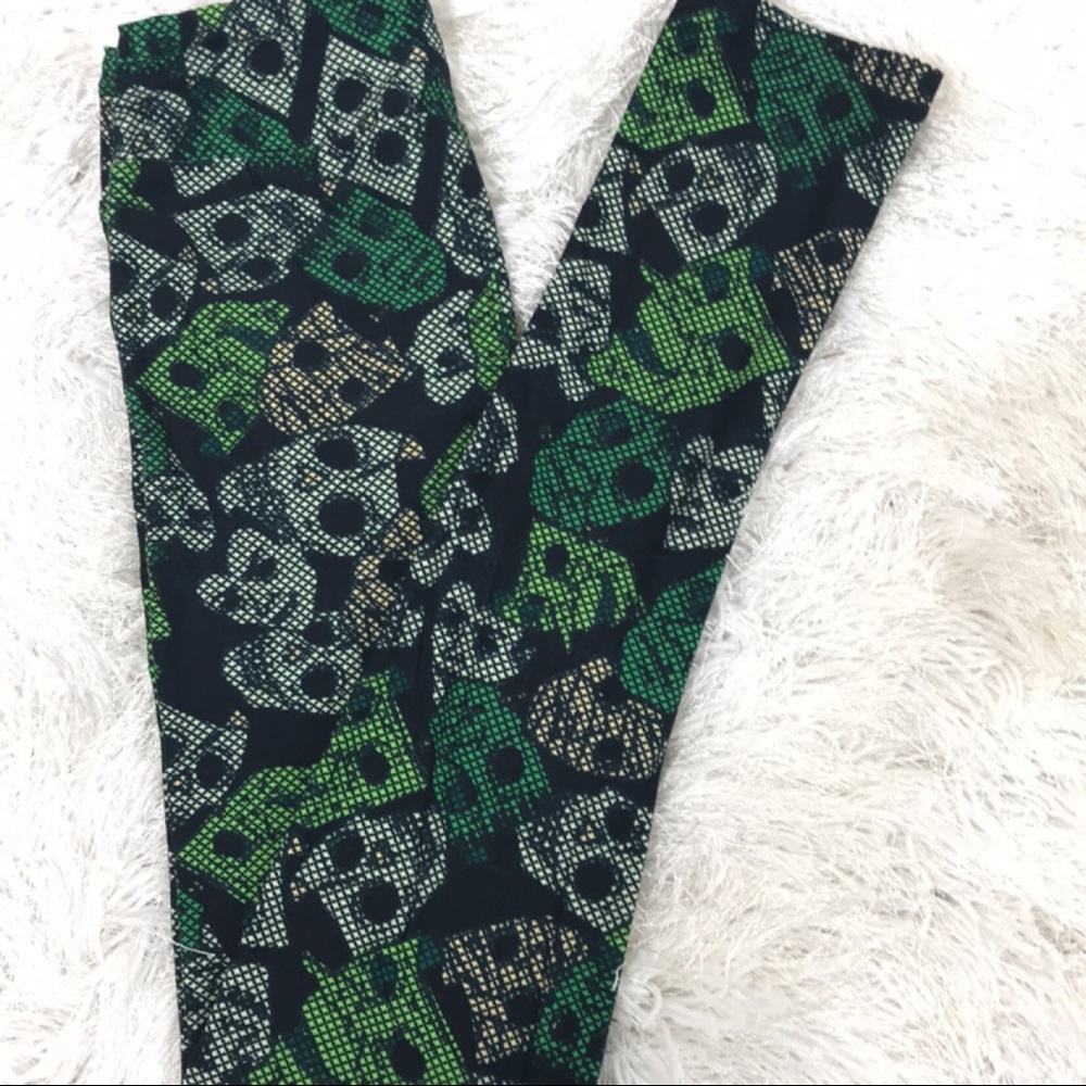 🎭LULAROE KIDS HALLOWEEN🎭