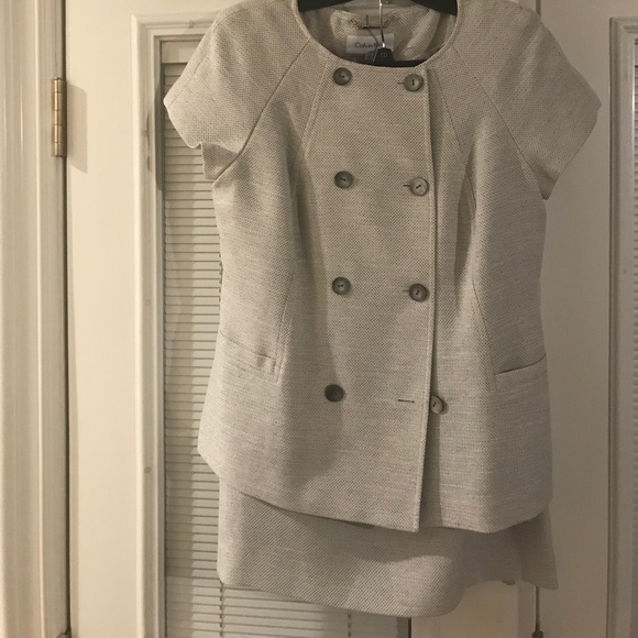 Calvin Klein Other - Two piece short sleeve suit