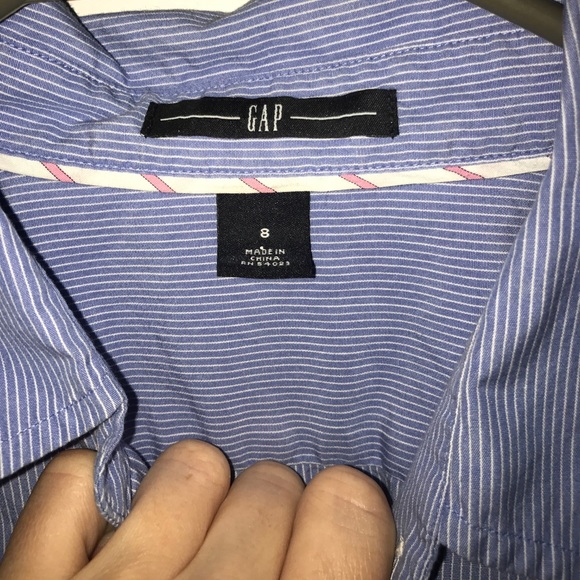GAP Button Down Shirt - Picture 2 of 2