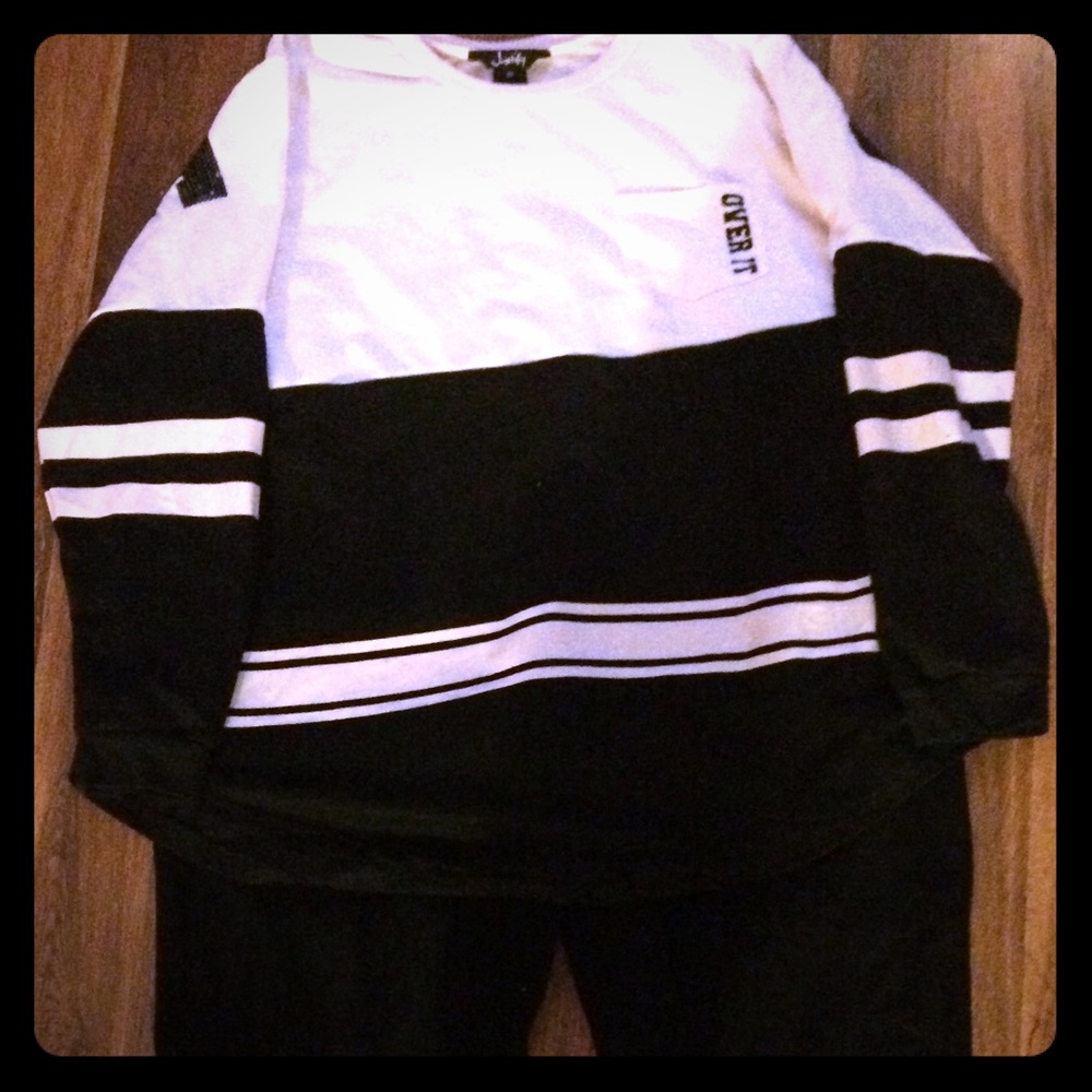 Outfit long sleeve 3x shirt and yoga pants 2x