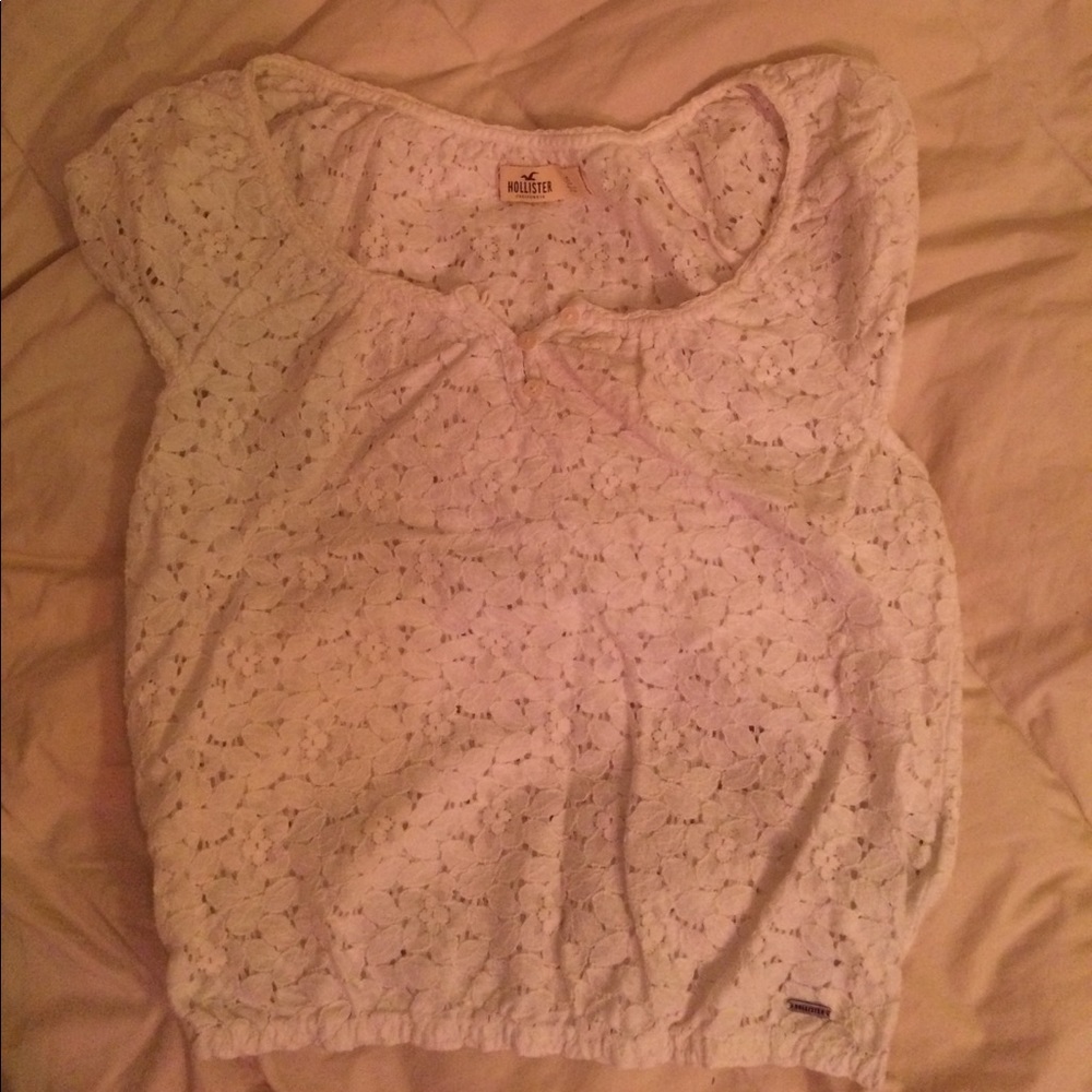 Hollister white top girls
