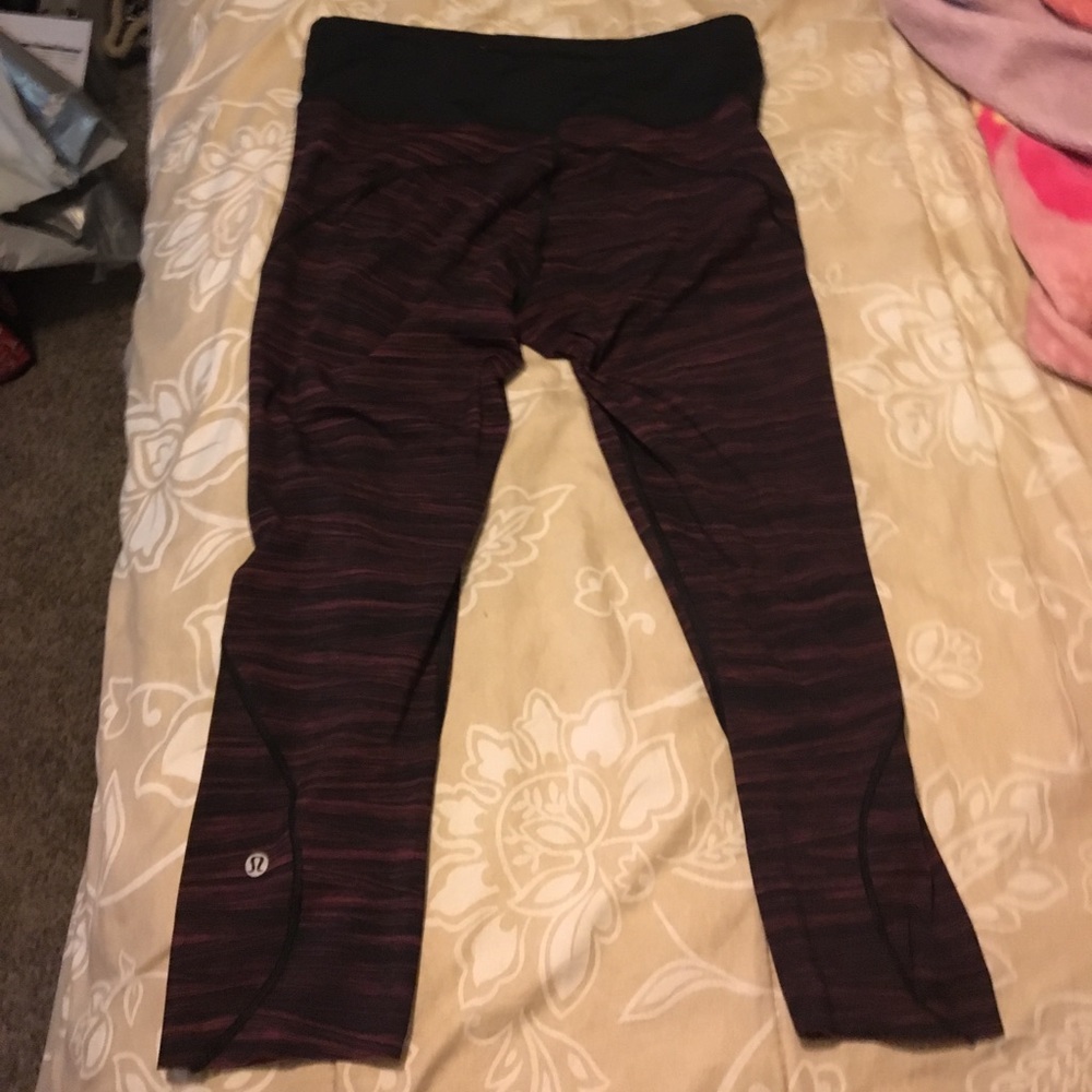 LuluLemon pink and black crops