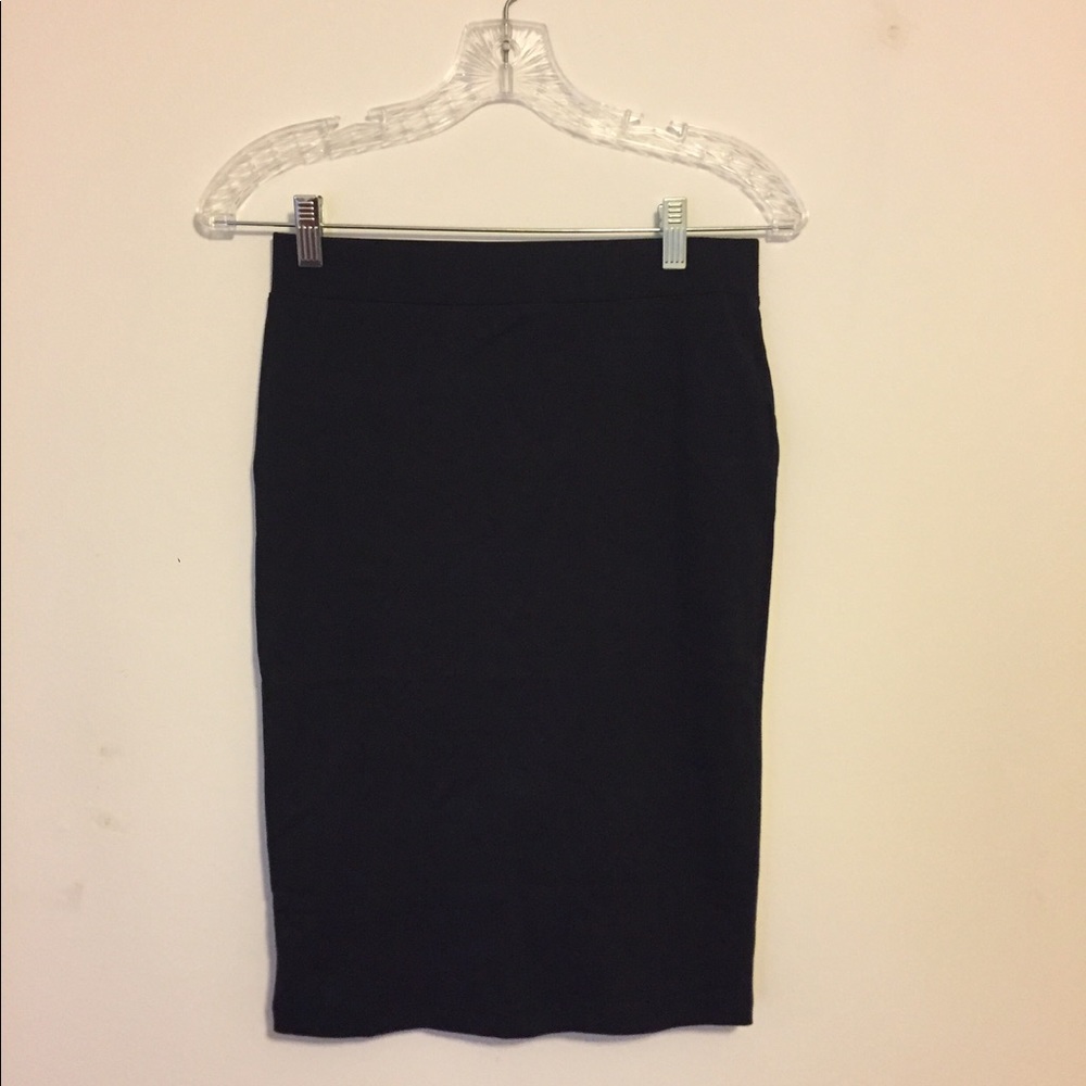 Black pencil skirt