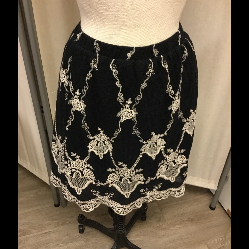 Girls Shifley Lace Skirt