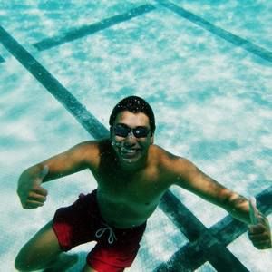 Meet your Posher, Carlos