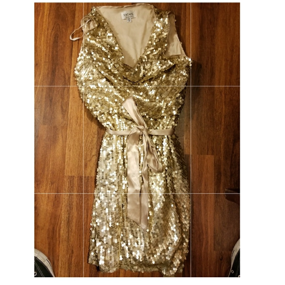 Xscape Sequin Mini dress Gold
