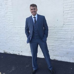 Meet your Posher, Elmedin