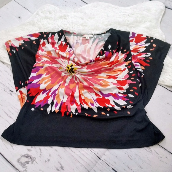 John Paul Richards Tops - John Paul Richards Flower Blouse #104