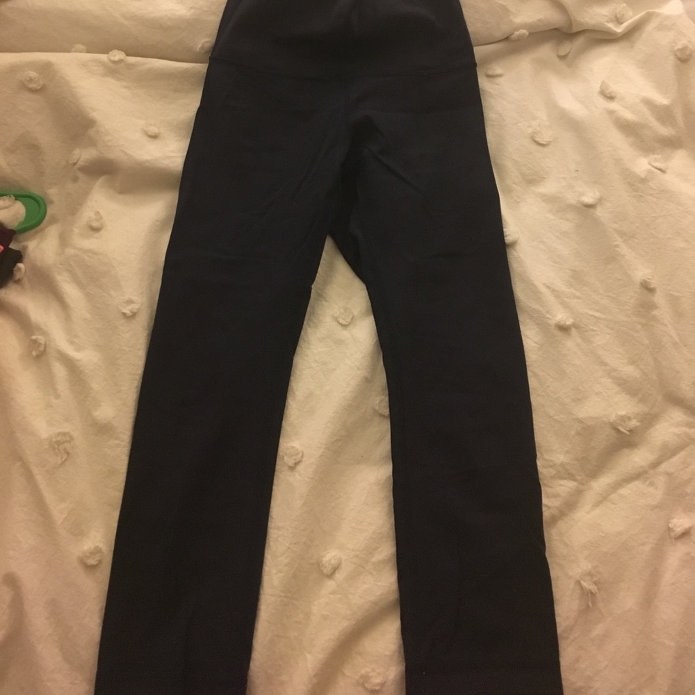 Navy blue high waisted Lulu wonder unders size 4