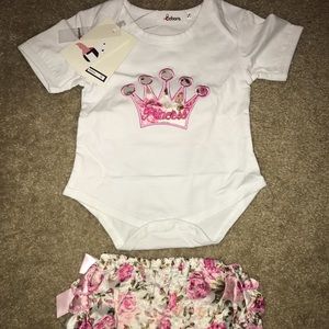 NWT Baby Girls Outfit, Size 6-9 Months, Adorable!