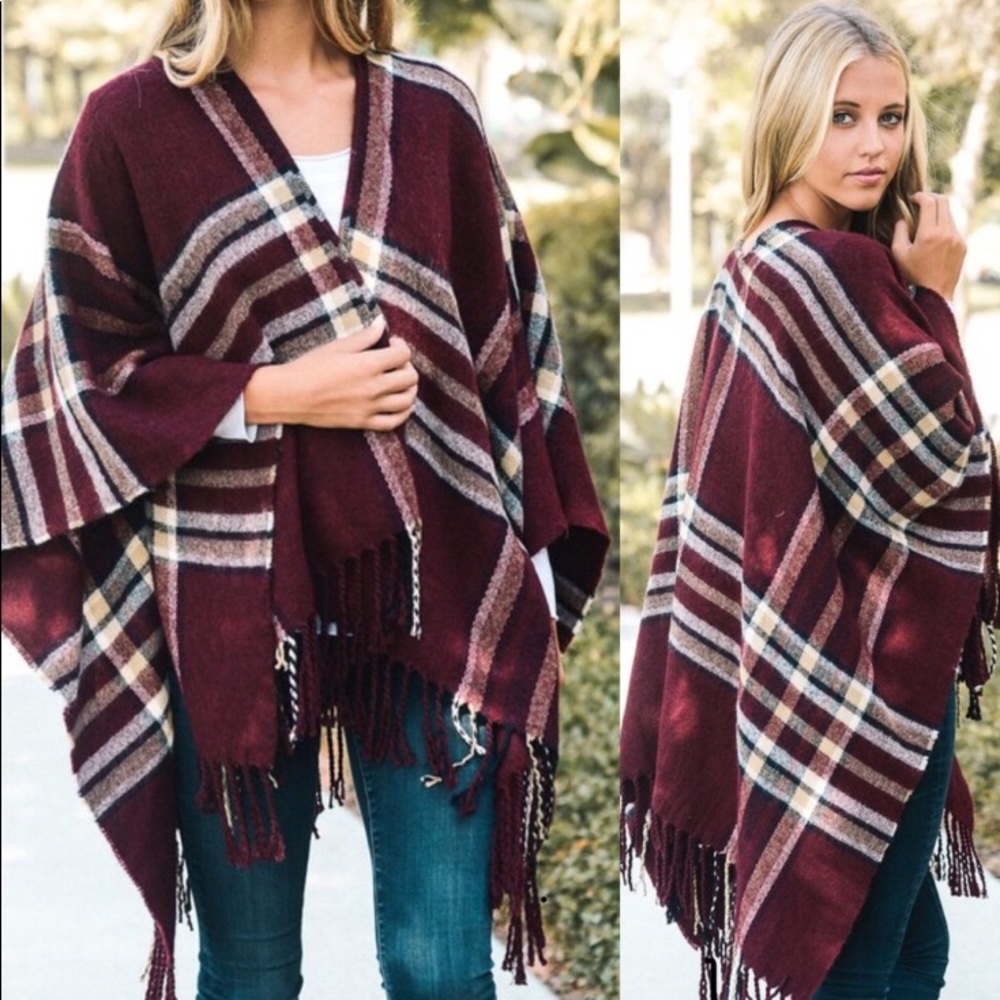 Fall Favorite! Plaid Wrap With Tassel Hem - Picture 3 of 3