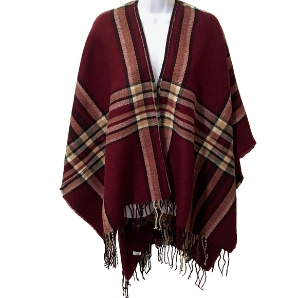 Fall Favorite! Plaid Wrap With Tassel Hem - Picture 2 of 3