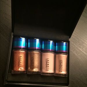 Mac limited edition Pigments