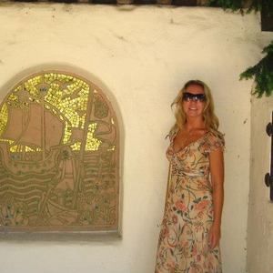 Meet your Posher, Carole